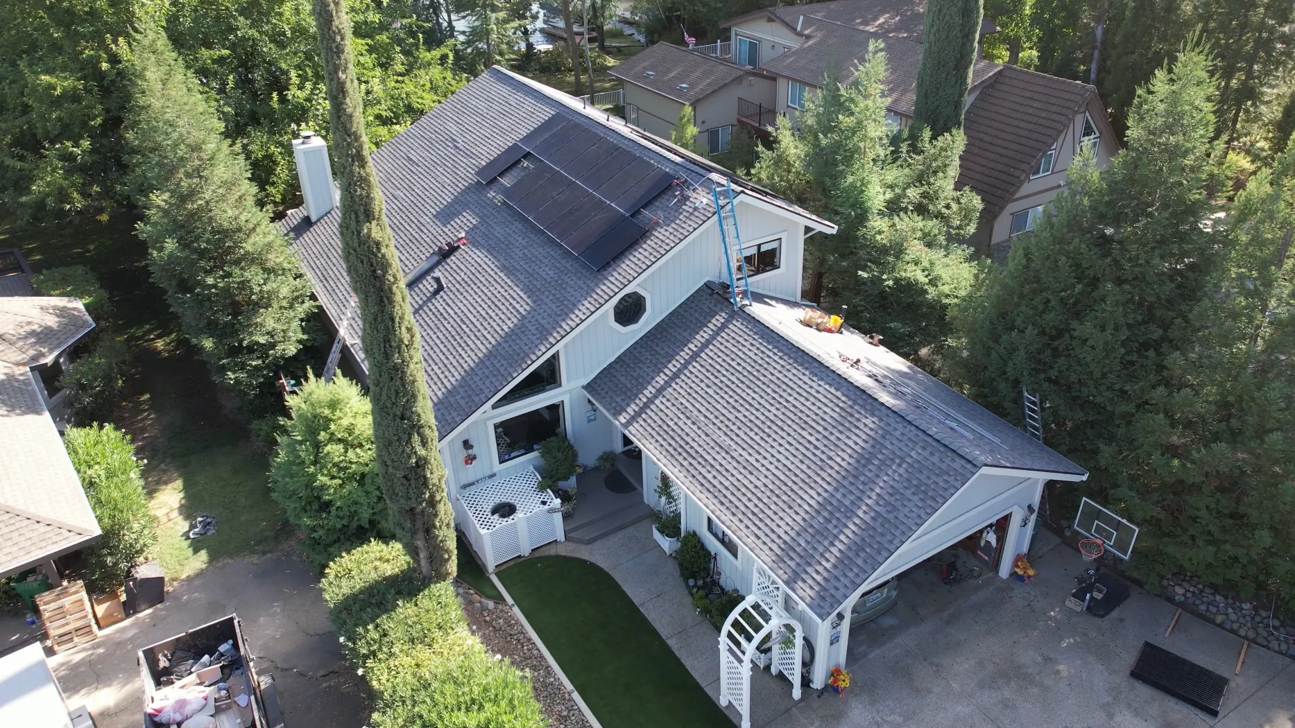 Pressler Home Performance roofing project: Roof Replacement with Solar Panels in Newcastle, CA